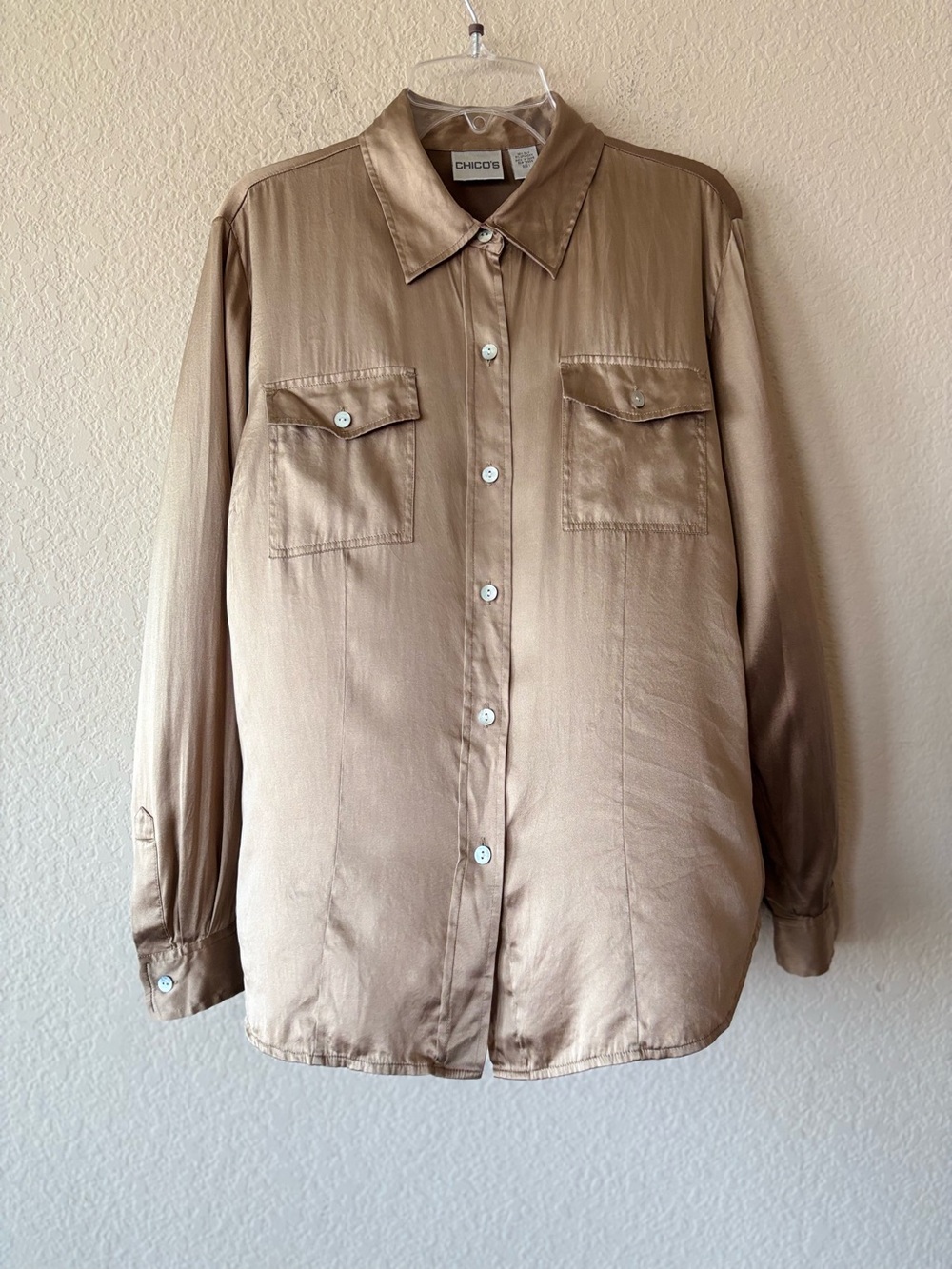 Chico's Womens 100% Silk Shirt Long‎ Sleeves Gold Size 1